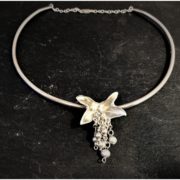 geranium-collar-pearl-sandrakernsjewellery (2)